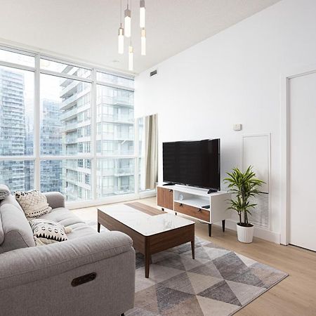 Newly Renovated Cozy Condo/Union Station Toronto Eksteriør billede